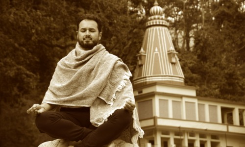 Sacred Serenity: A Transformative 10-Day Yoga Retreat in Rishikesh.